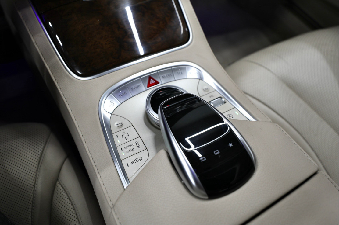 Mercedes Benz S-Class - Image 9