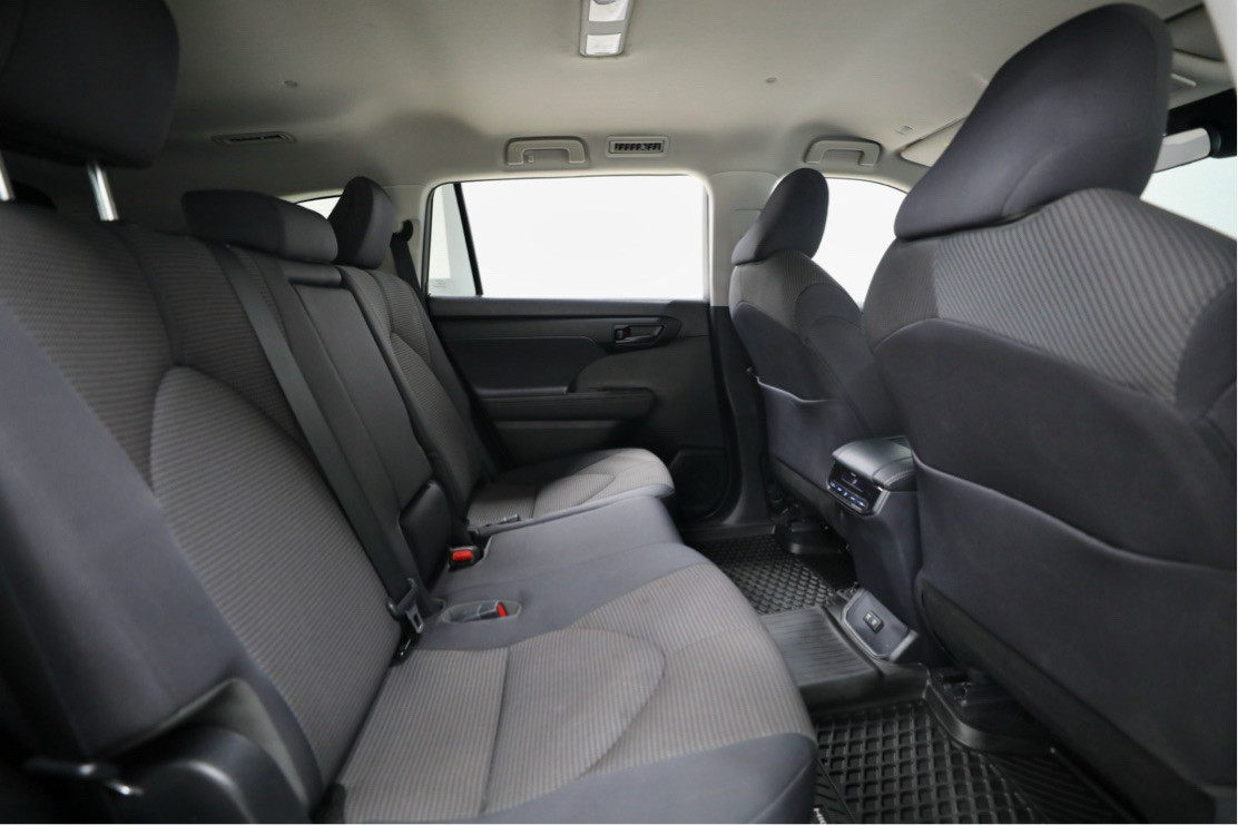 Toyota Highlander - Image 12
