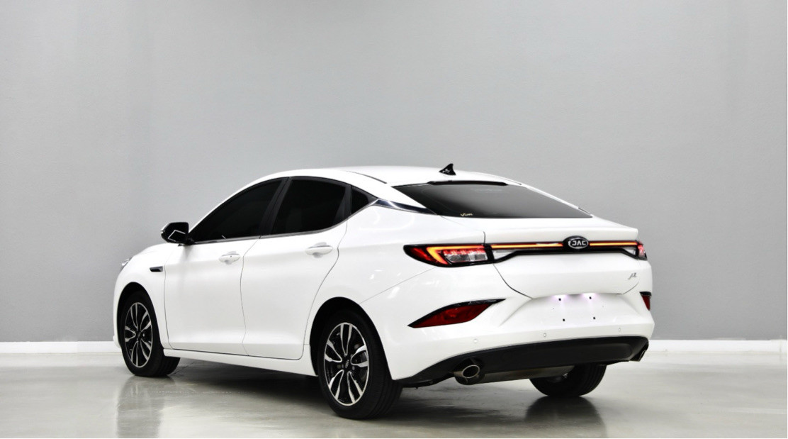 JAC J 7 - Image 8