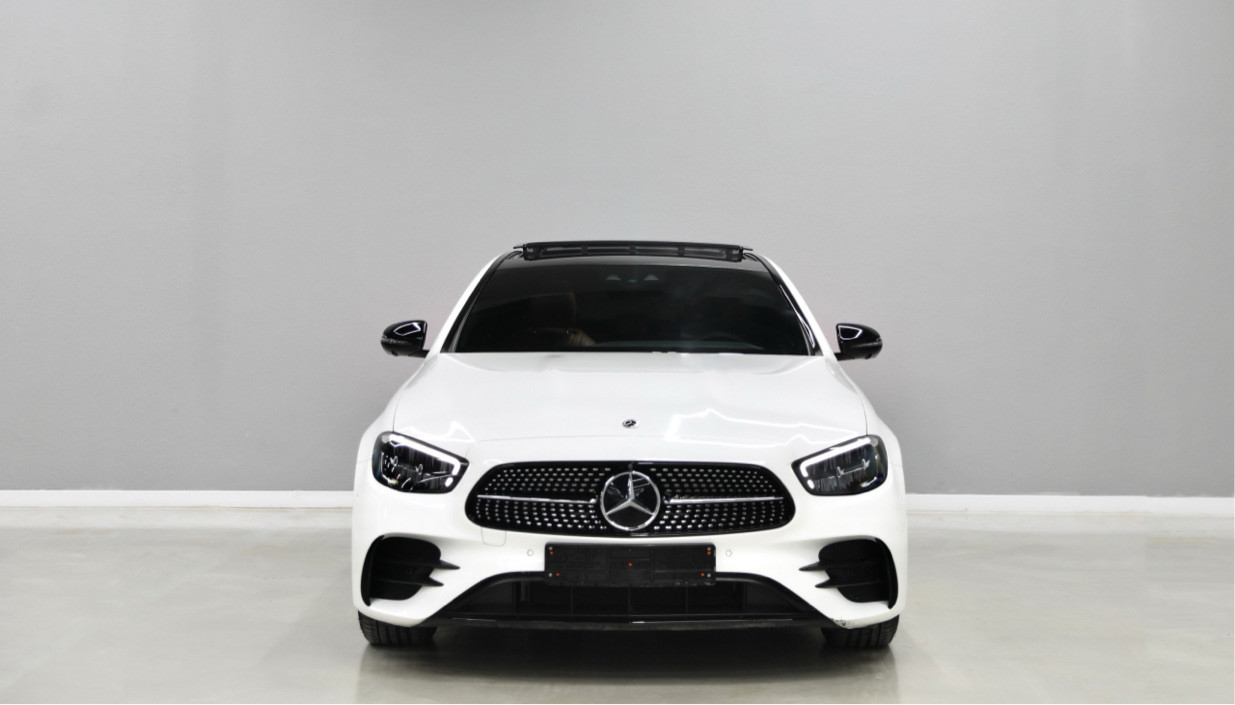 Mercedes Benz E-Class - Image 3
