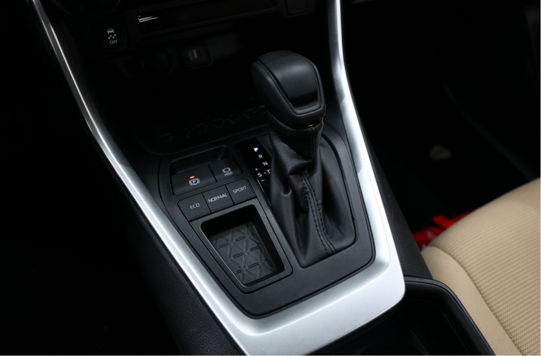 Toyota Rav 4 - Image 9