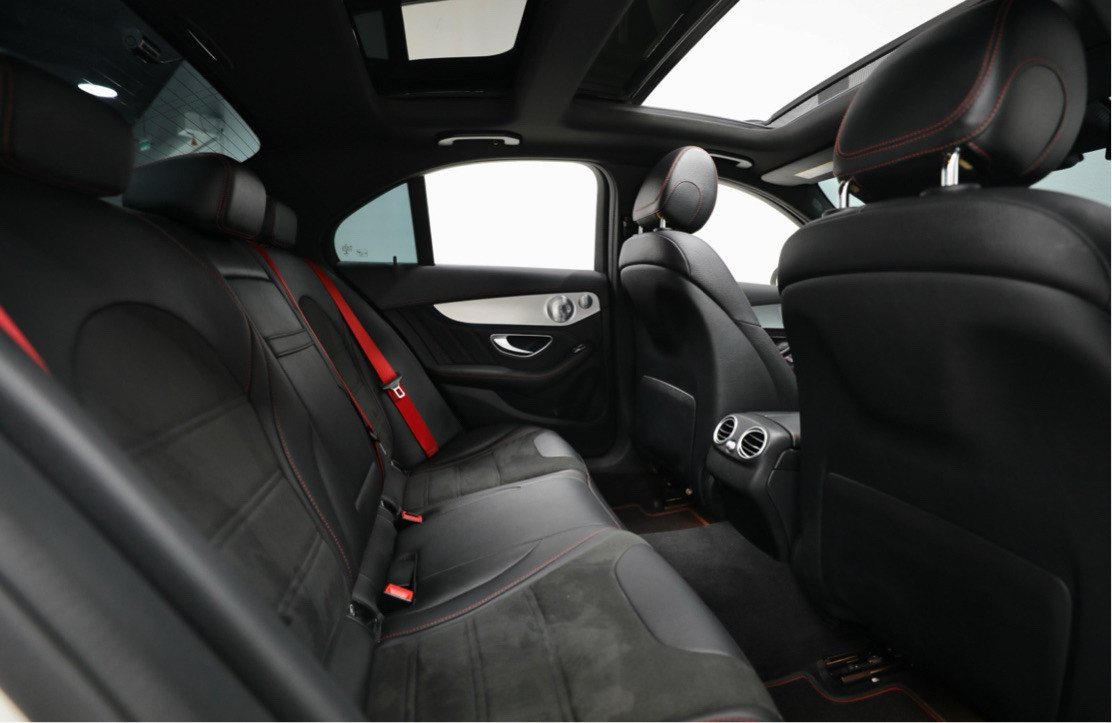 Mercedes Benz C-Class - Image 12