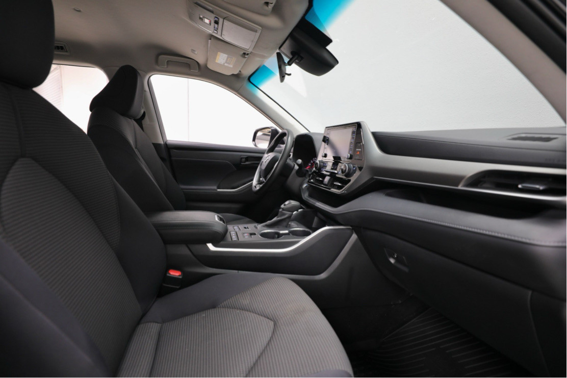Toyota Highlander - Image 11