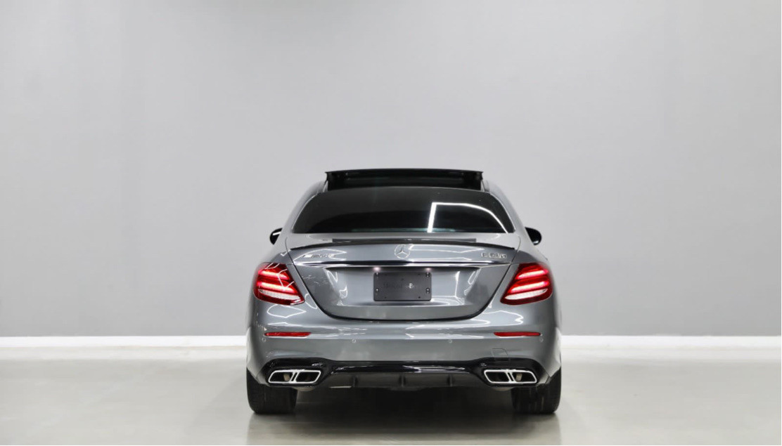 Mercedes Benz E-Class - Image 4