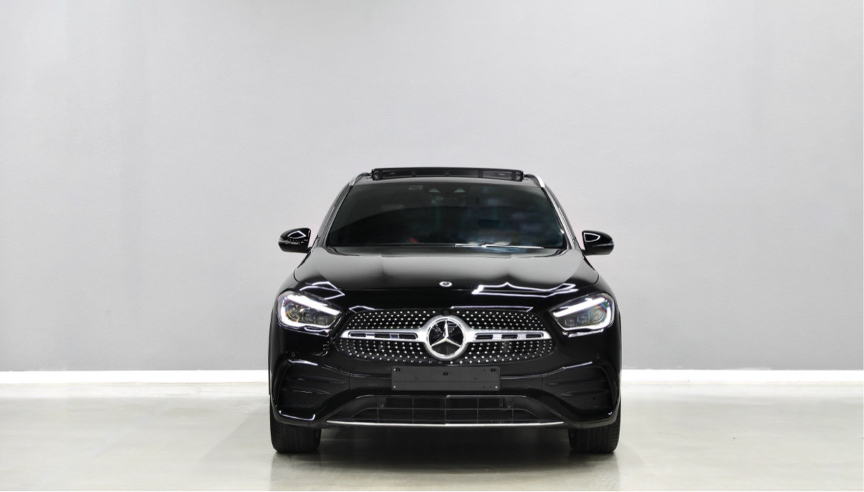 Mercedes Benz GLA - Image 3