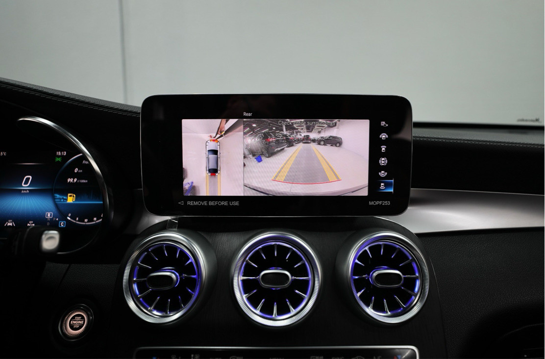 Mercedes Benz GLC - Image 9