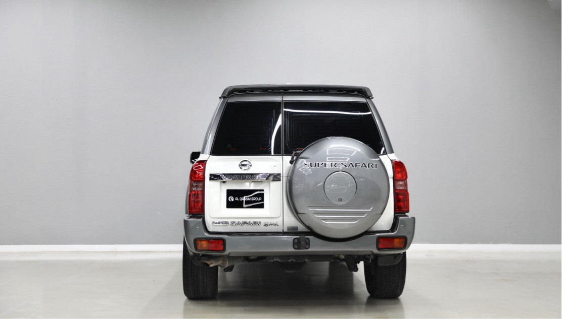 Nissan Patrol - Image 4