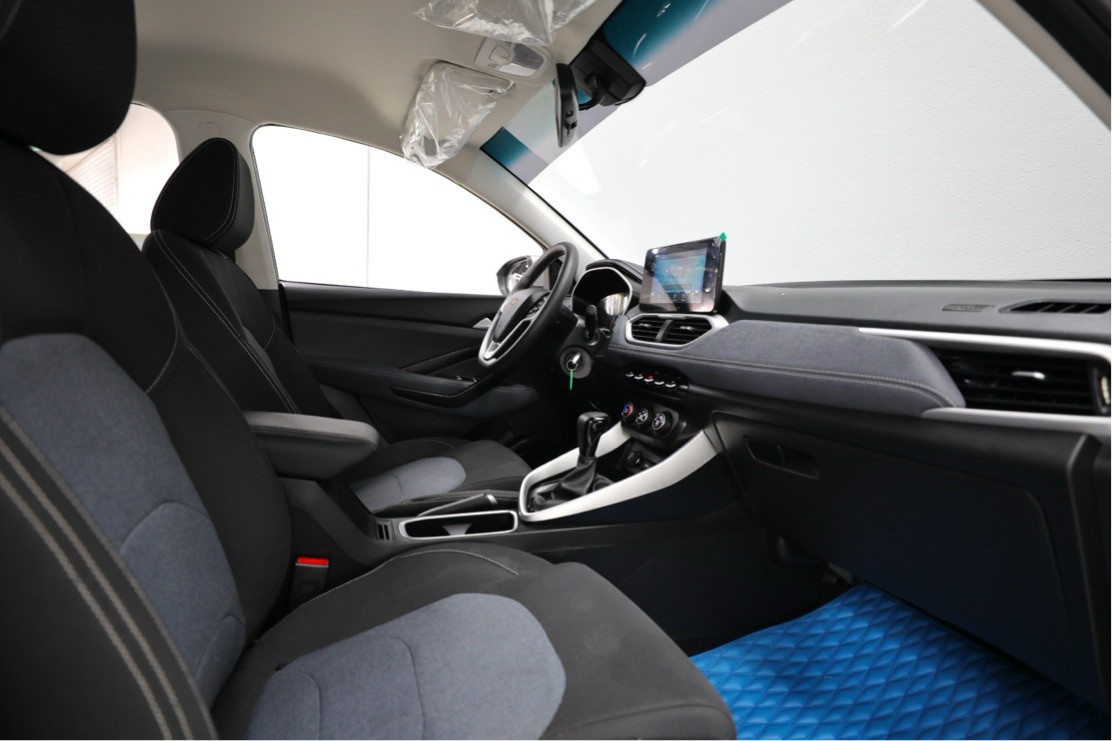 Chevrolet Captiva - Image 12