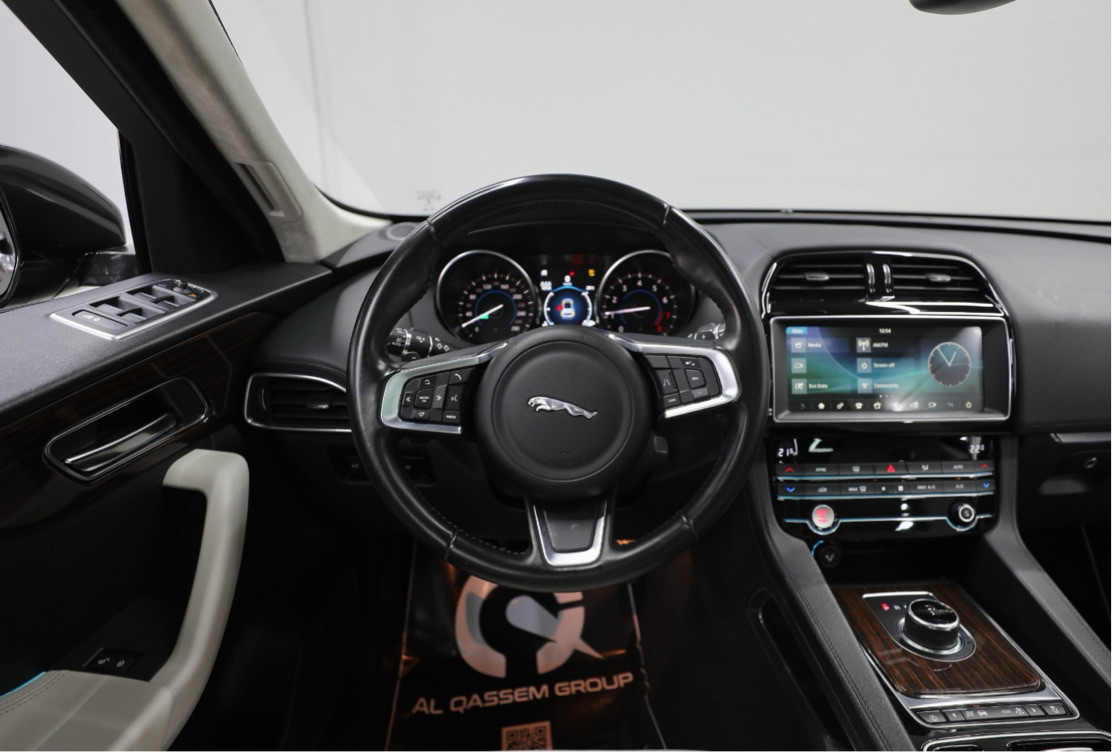 Jaguar F‑PACE - Image 10