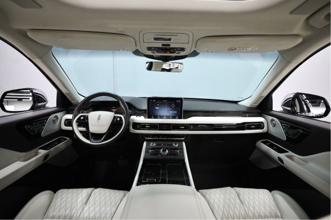 Lincoln Aviator - Image 5