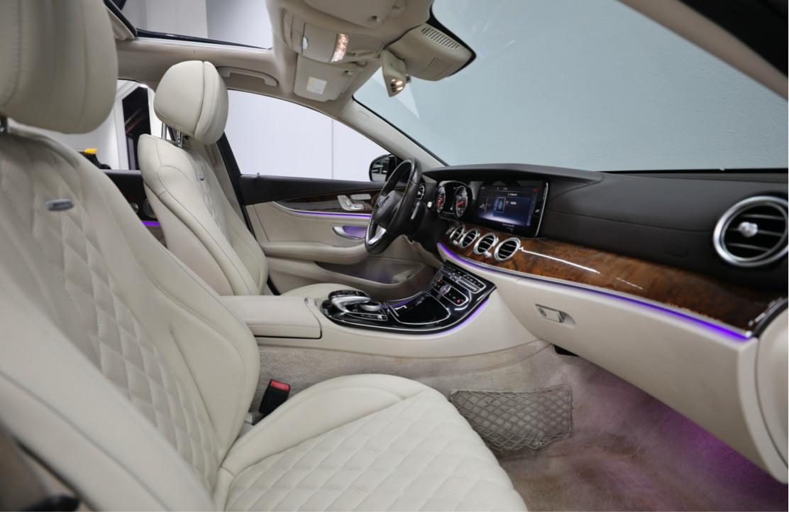 Mercedes Benz E-Class - Image 11