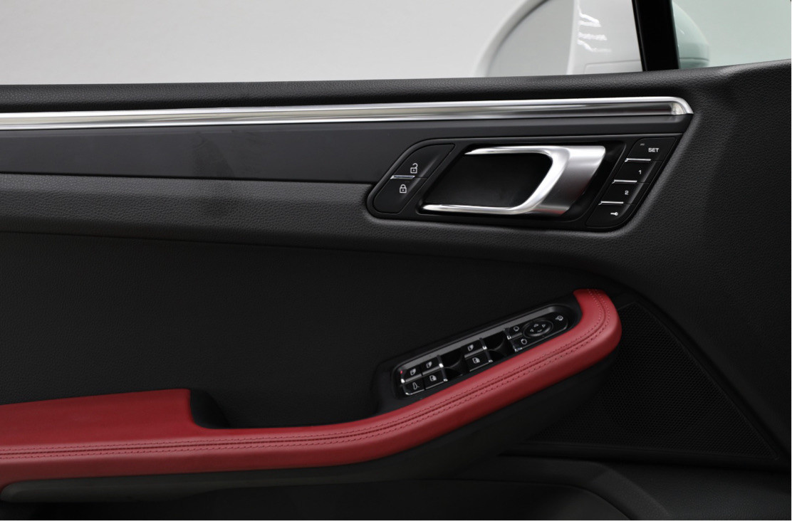 Porsche Macan - Image 9