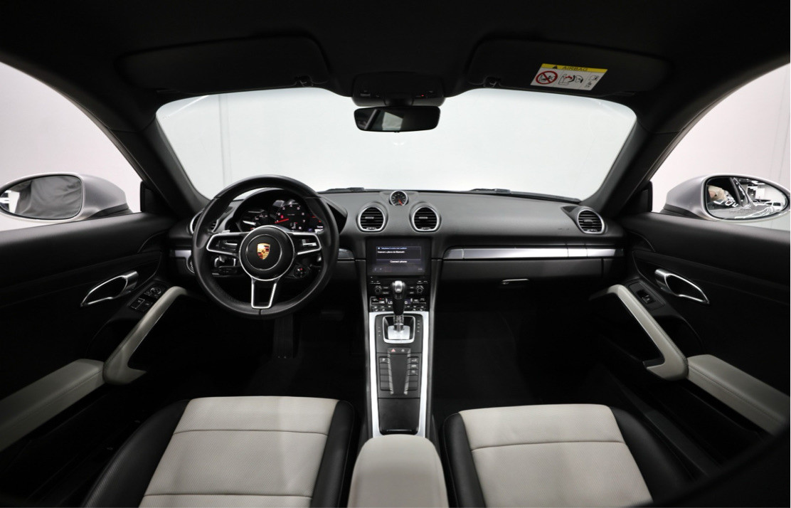 Porsche Cayman - Image 10