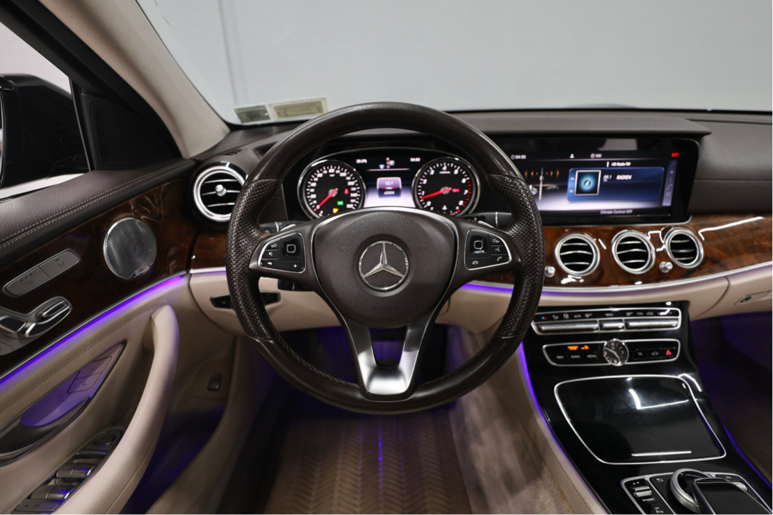 Mercedes Benz E-Class - Image 7