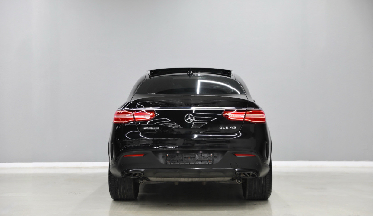 Mercedes Benz GLE Coupe - Image 4