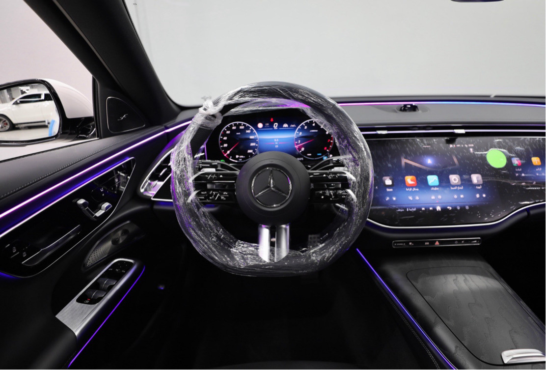 Mercedes Benz E-Class - Image 7