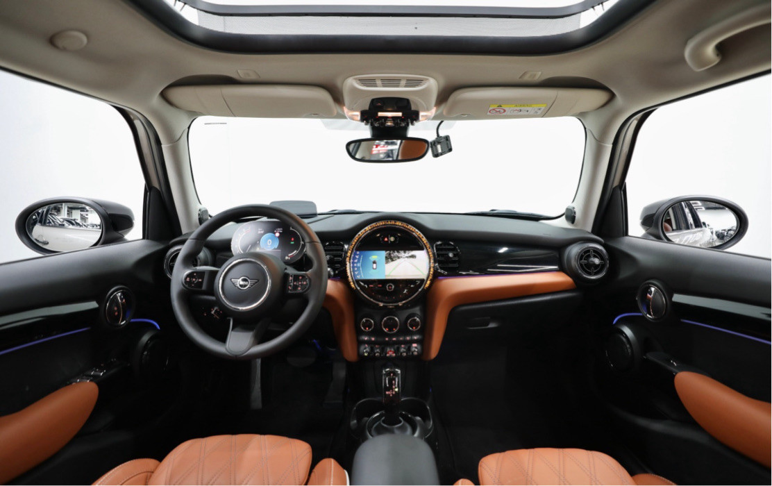 Mini Cooper Model S - Image 8