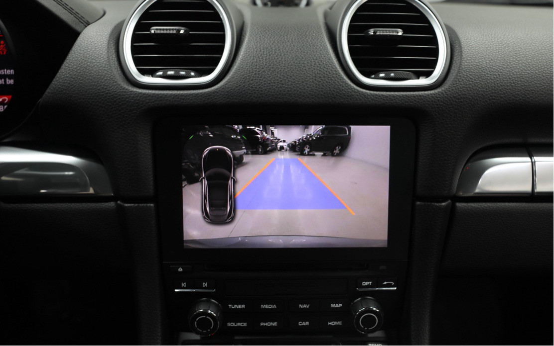 Porsche Cayman - Image 12