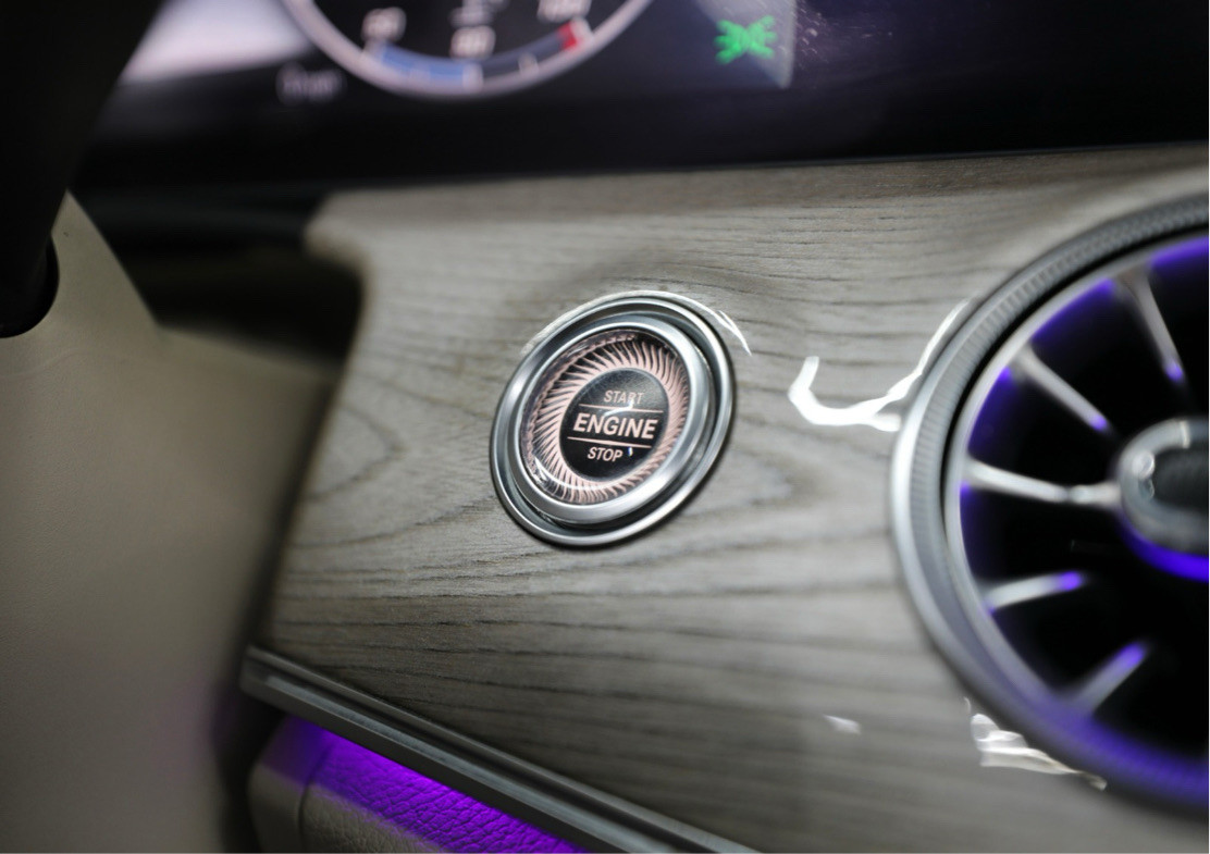 Mercedes Benz E-Class - Image 5