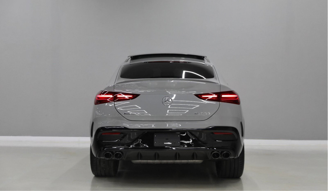Mercedes Benz GLE SUV - Image 4