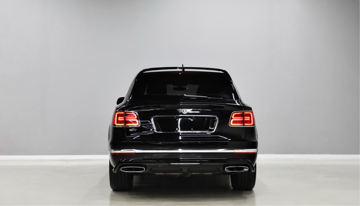 Bentley Bentayga - Image 4