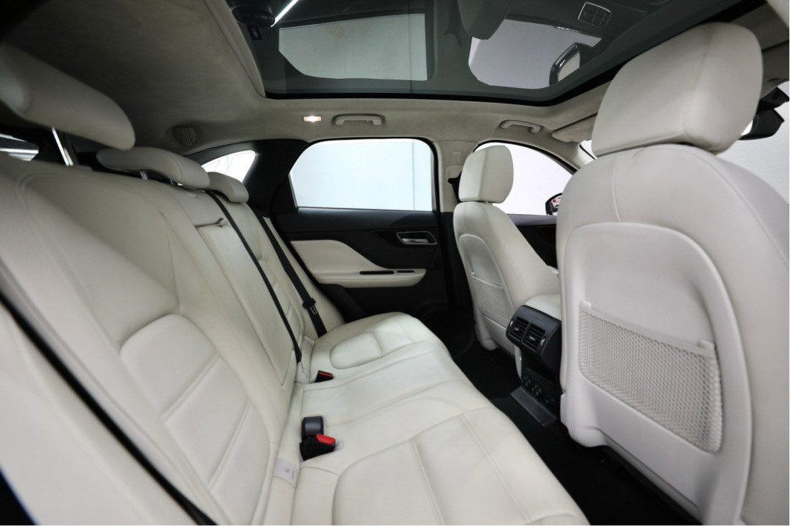 Jaguar F‑PACE - Image 15