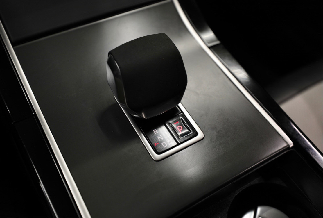 Range Rover VELAR - Image 14