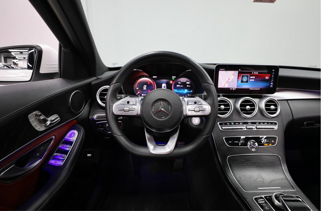 Mercedes Benz C-Class - Image 7