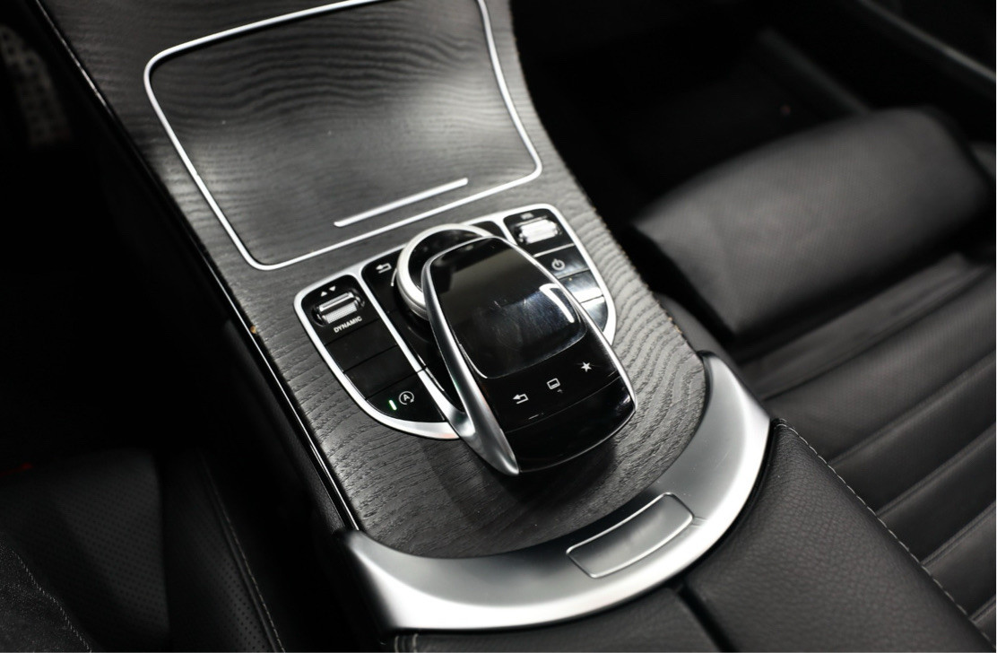 Mercedes Benz C-Class - Image 7