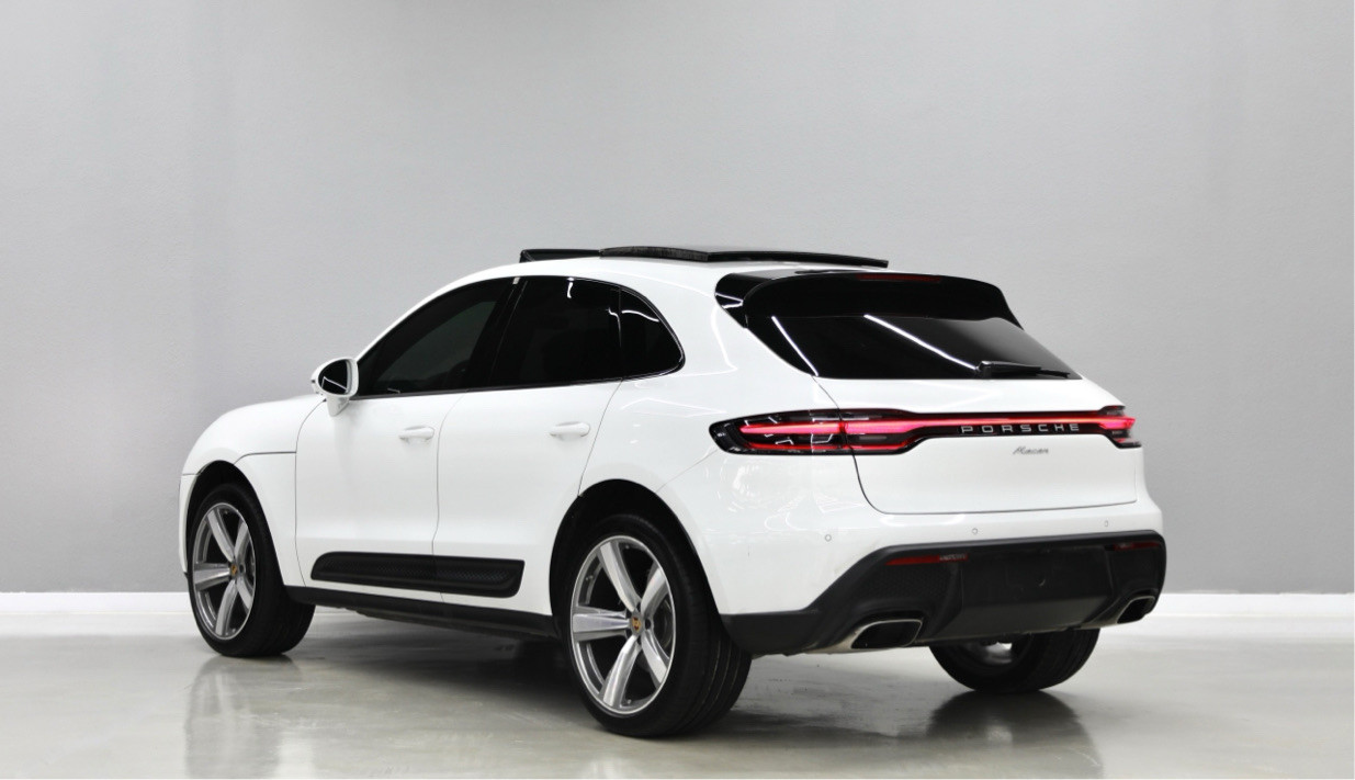 Porsche Macan - Image 3
