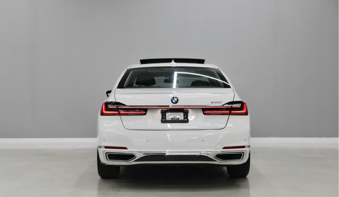 BMW 7-Series - Image 6