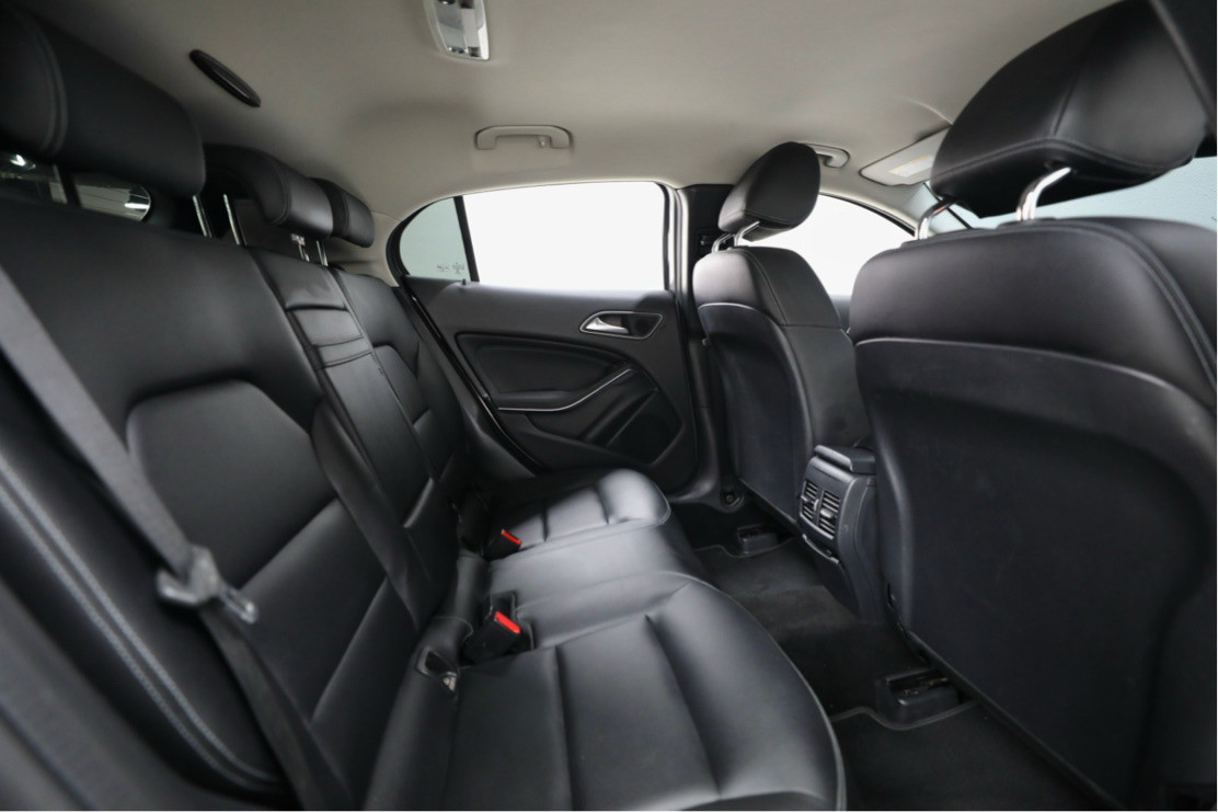 Mercedes Benz GLA - Image 12