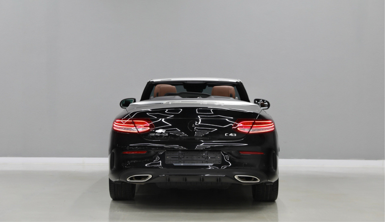 Mercedes Benz C-Class - Image 4