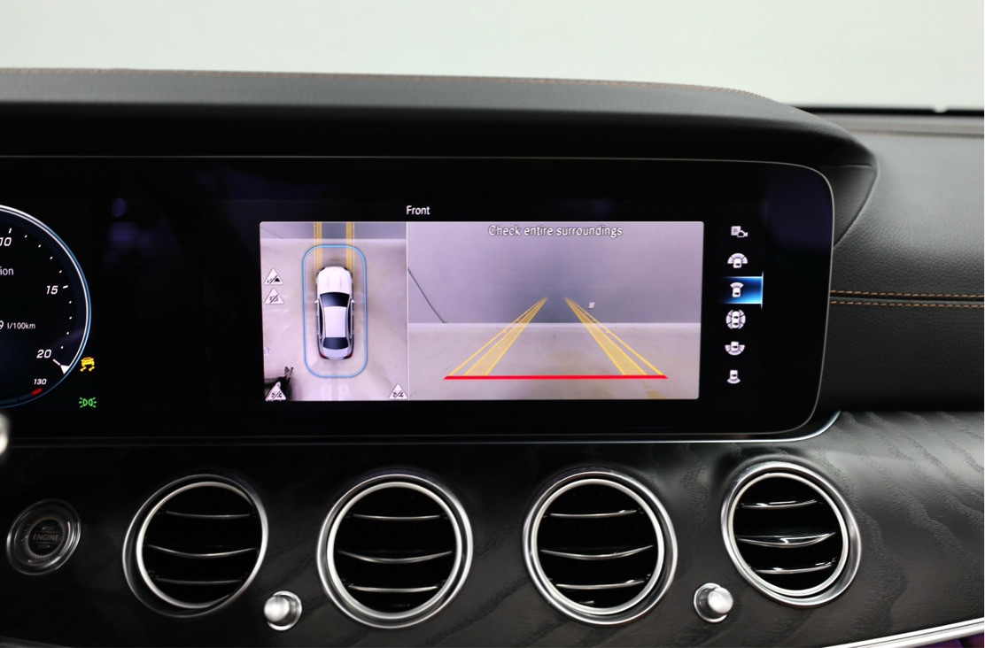 Mercedes Benz E-Class - Image 8