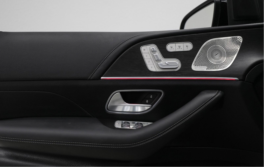 Mercedes Benz GLE SUV - Image 11