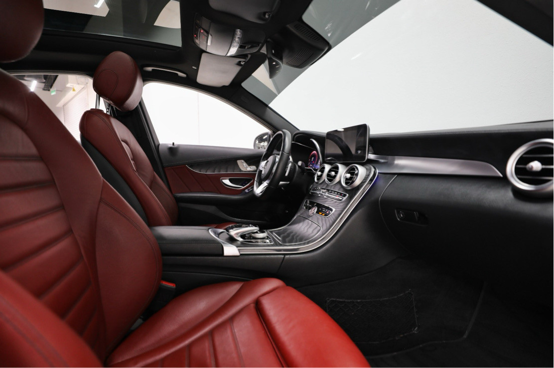 Mercedes Benz C-Class - Image 9