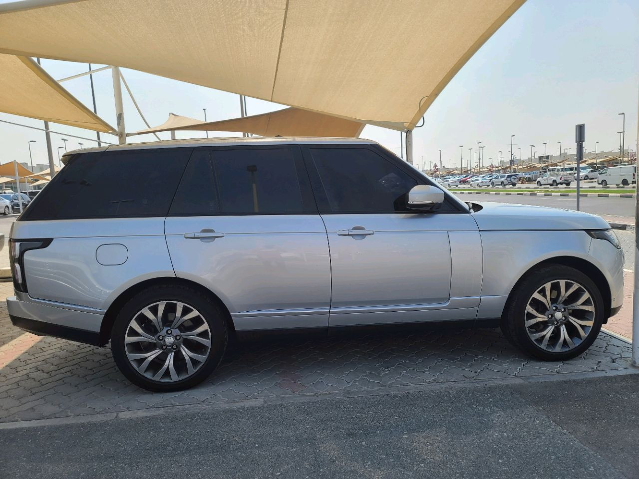 Range Rover Vogue - Image 3