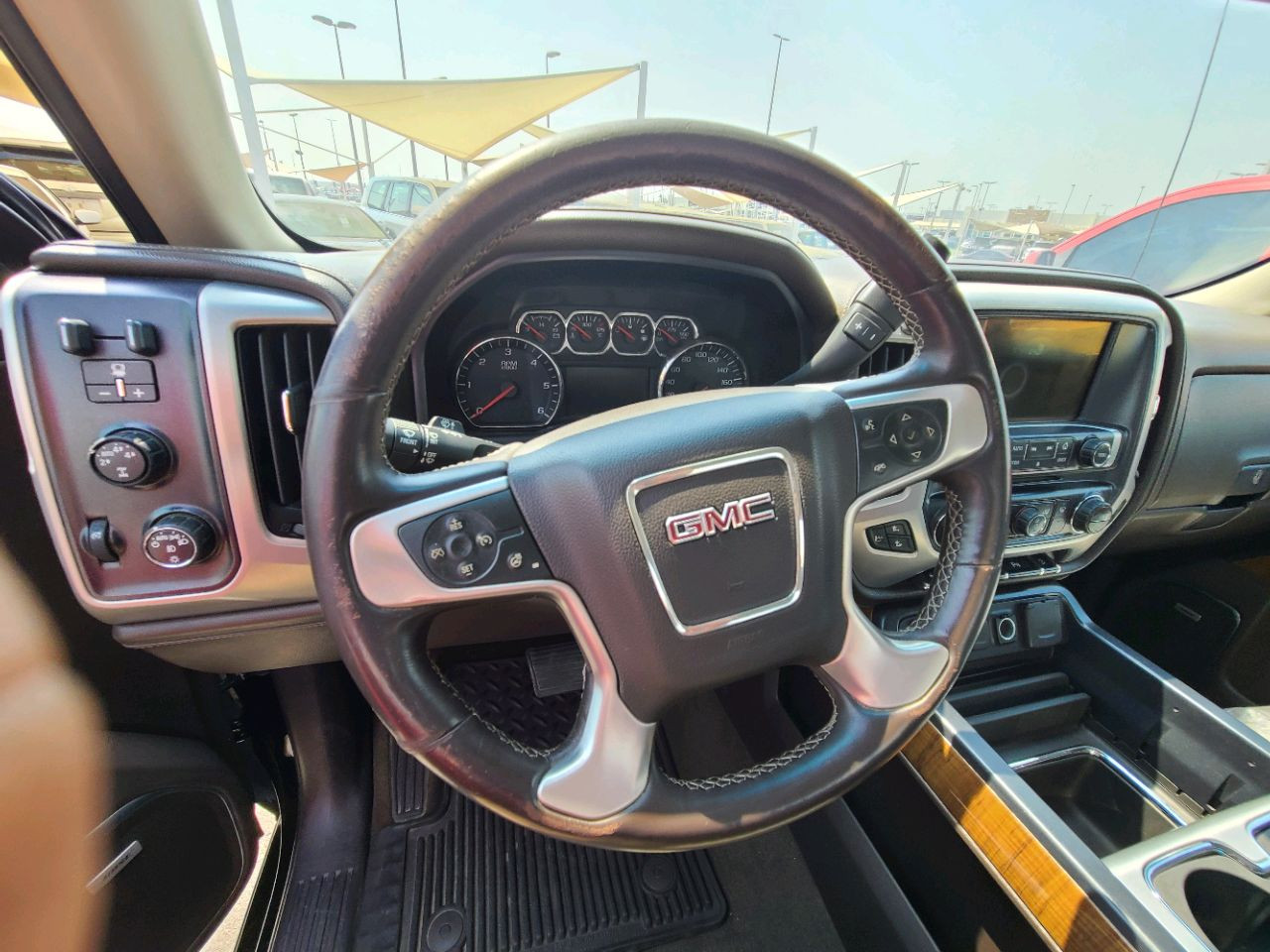 GMC Sierra - Image 7