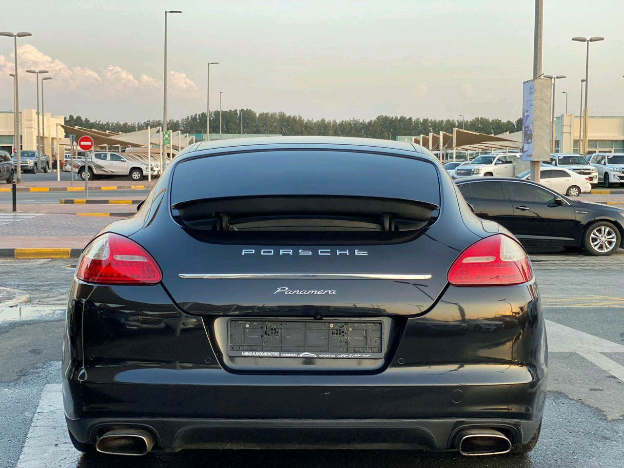 Porsche Panamera - Image 8