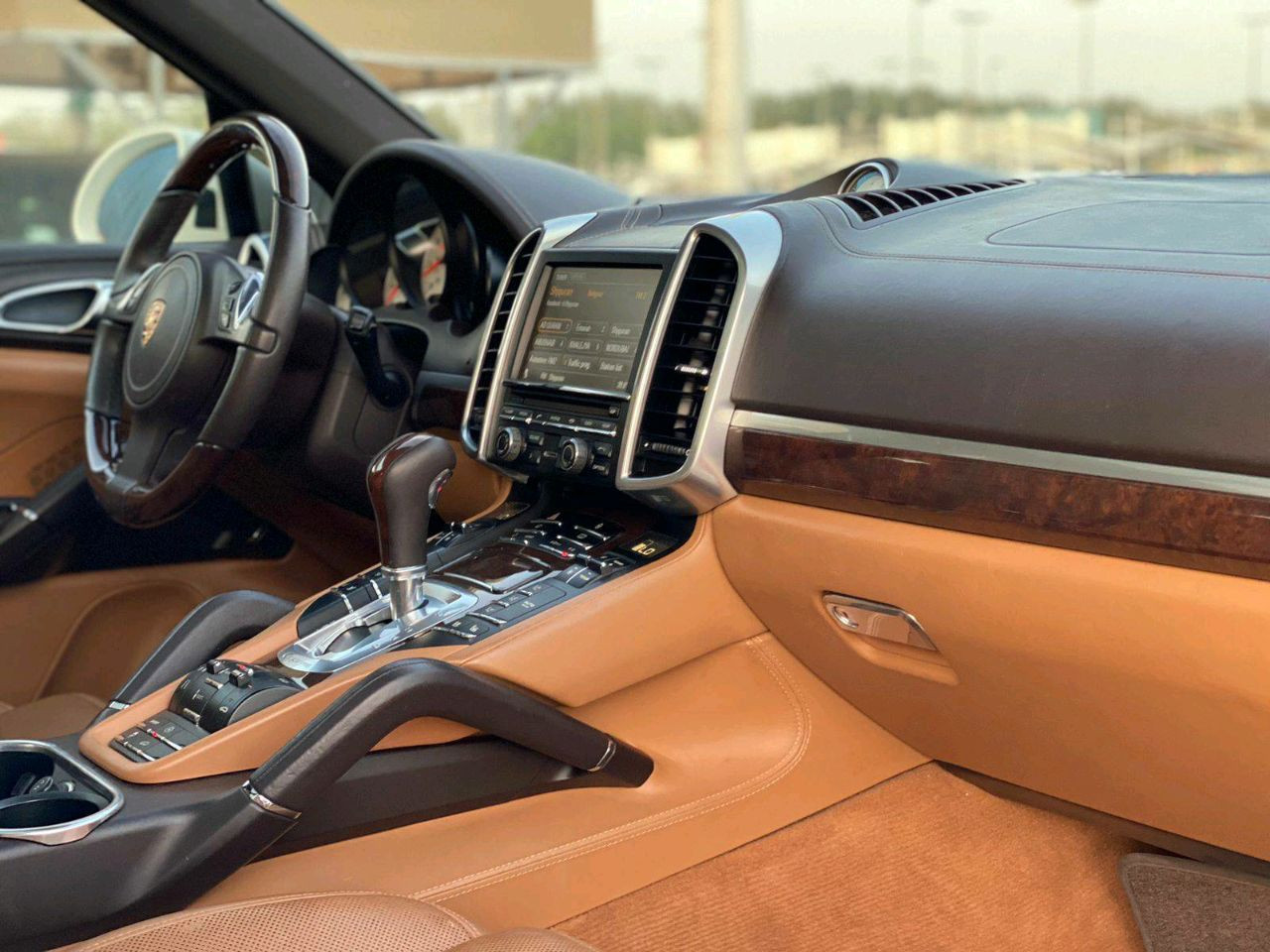 Porsche Cayenne - Image 7