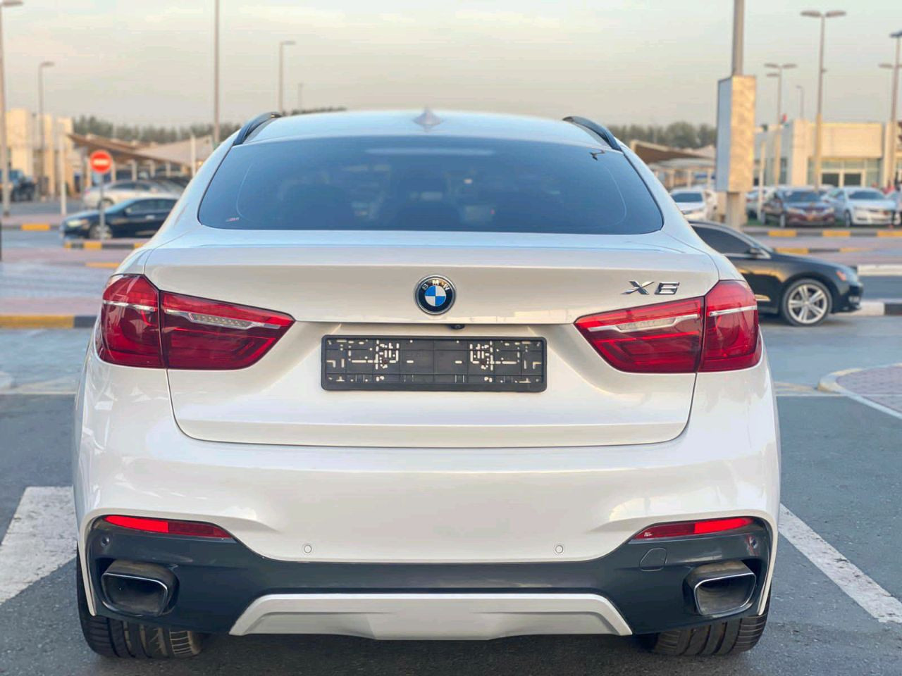 BMW X6 - Image 2