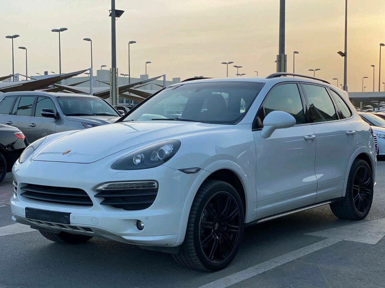 Porsche Cayenne - Image 3