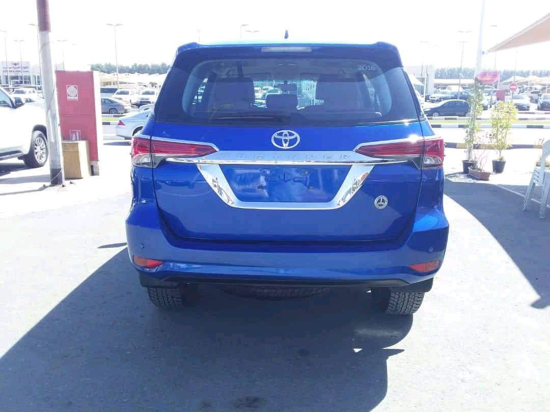 Toyota Fortuner - Image 4