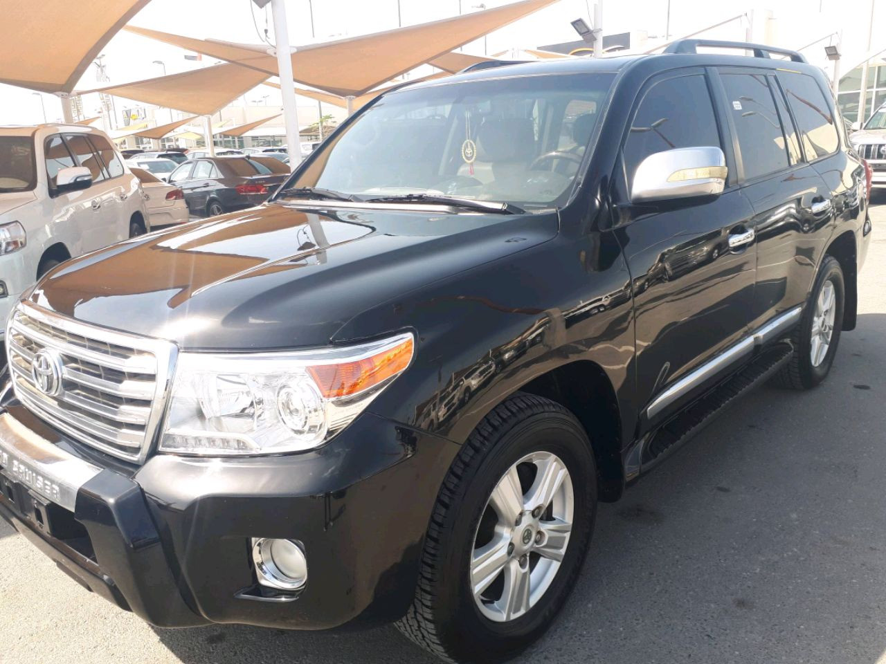 Toyota Land Cruiser - Image 2