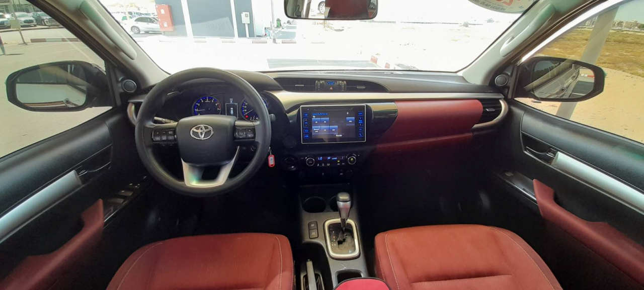 Toyota Hiace - Image 2