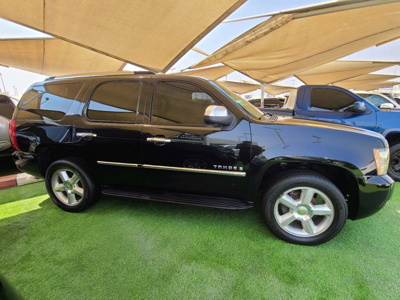 Chevrolet Tahoe - Image 4