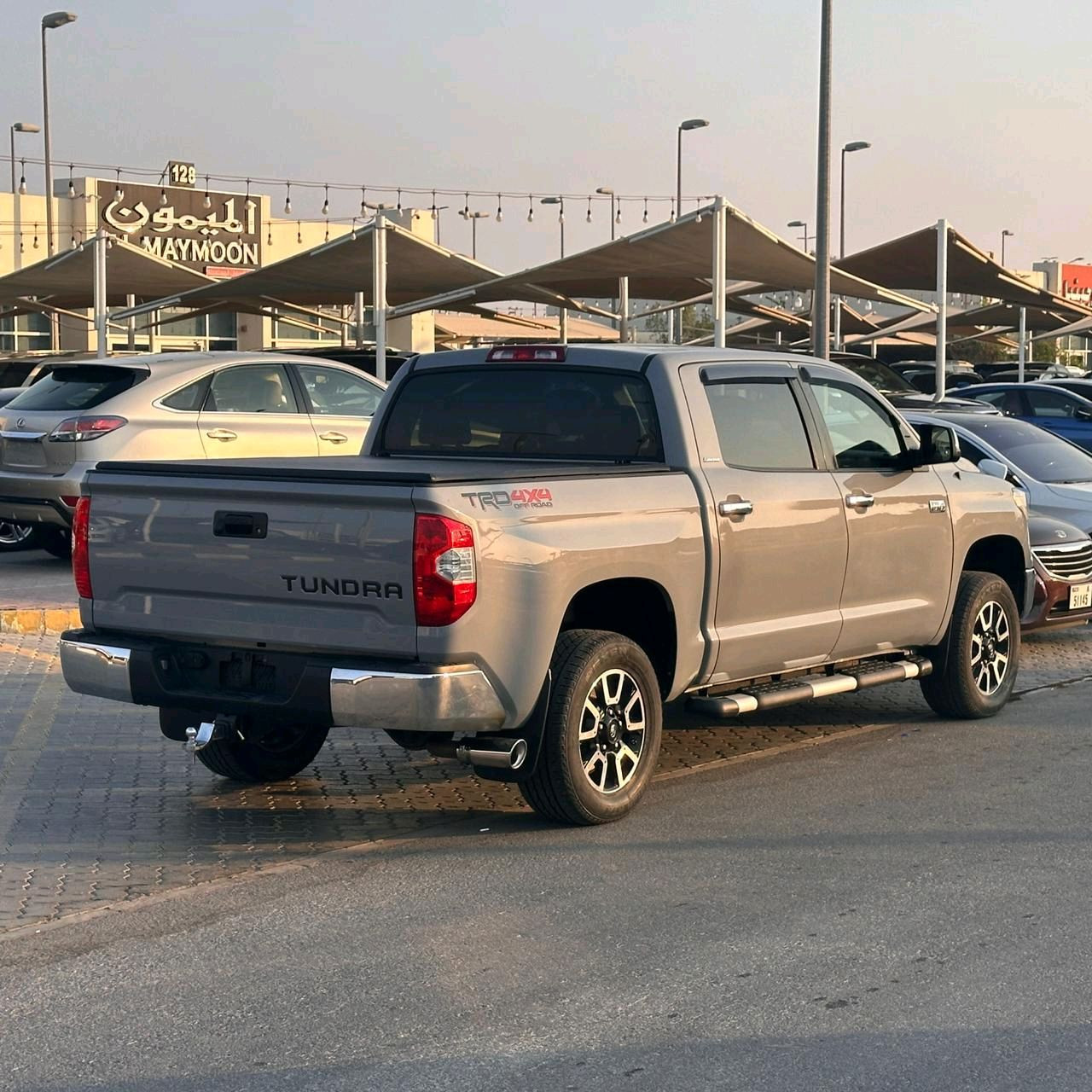 Toyota Tundra - Image 19