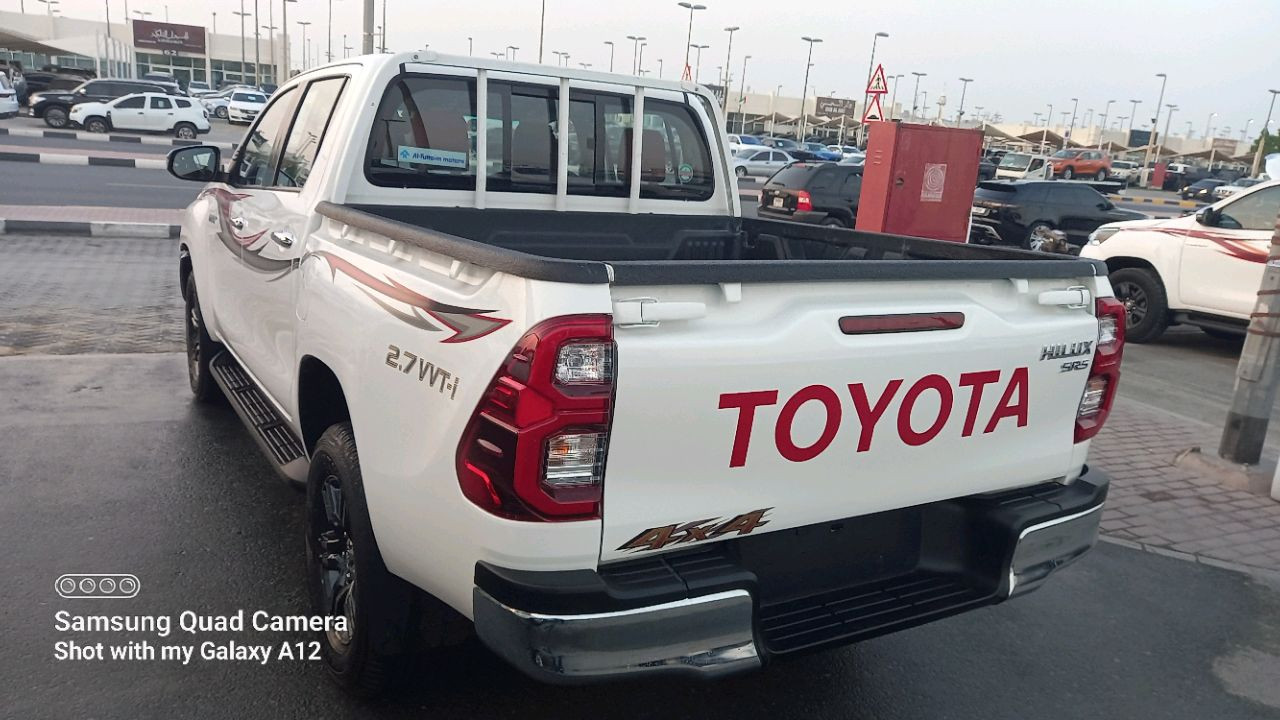 Toyota Hilux - Image 3