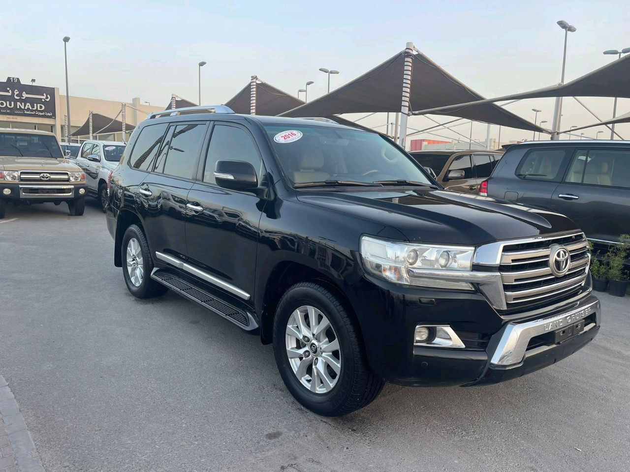 Toyota Land Cruiser - Image 12