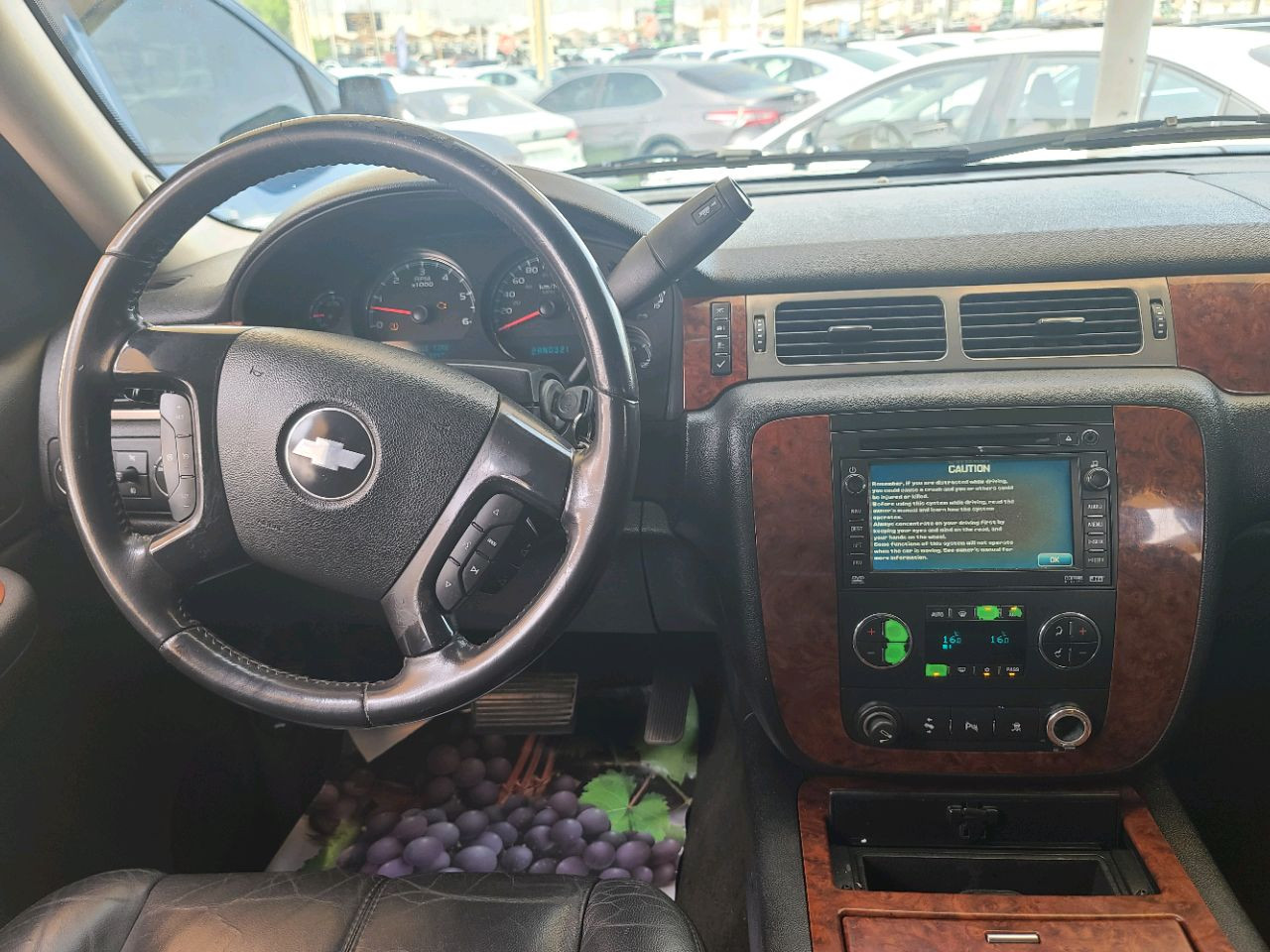 Chevrolet Tahoe - Image 12